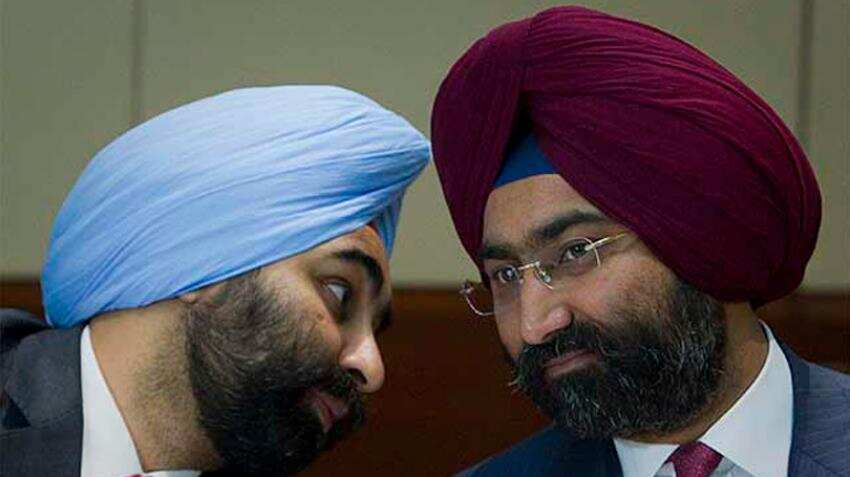 Fortis to launch probe into alleged siphoning of cash by Malvinder Singh, Shivinder Singh Fortis to launch probe into alleged siphoning of cash by Malvinder Singh, Shivinder Singh