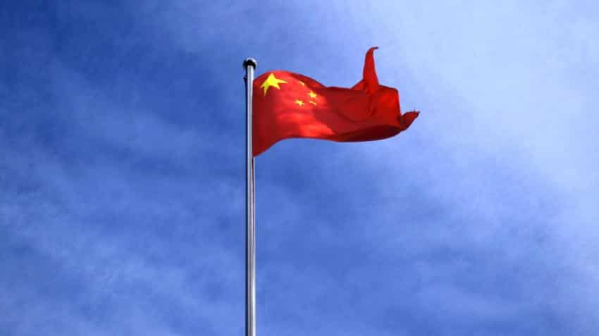 China keeps growth target at 6.5 percent, stays focused on financial risks China keeps growth target at 6.5 percent, stays focused on financial risks