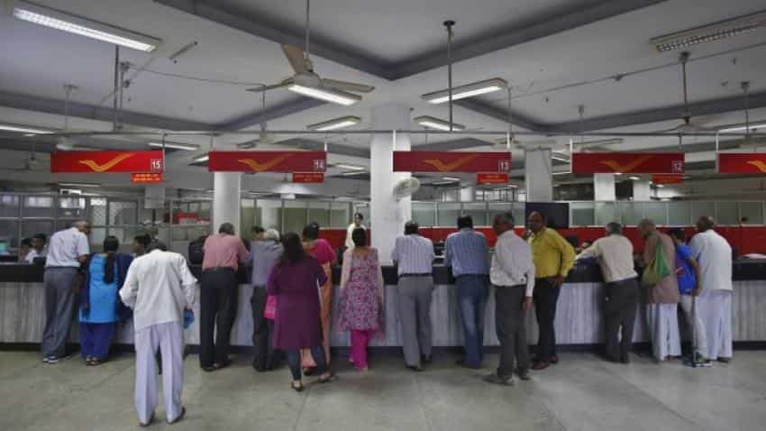 Public Provident Fund (PPF) Vs Mutual Funds (MFs): What is better for you? Here's how you can benefit Public Provident Fund (PPF) Vs Mutual Funds (MFs): What is better for you? Here's how you can benefit