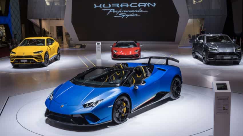 Lamborghini unveils new Huracan Performante Spyder