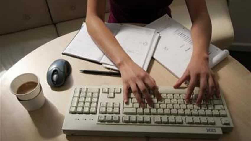 Common money mistakes women should avoid Common money mistakes women should avoid