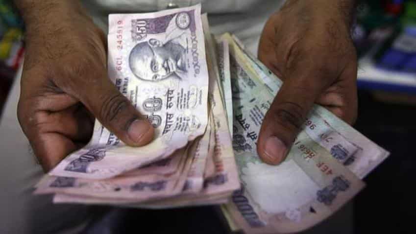 7th Pay Commission based salary hike cleared: Government employees, pensioners Dearness Allowance raised to 7 pct