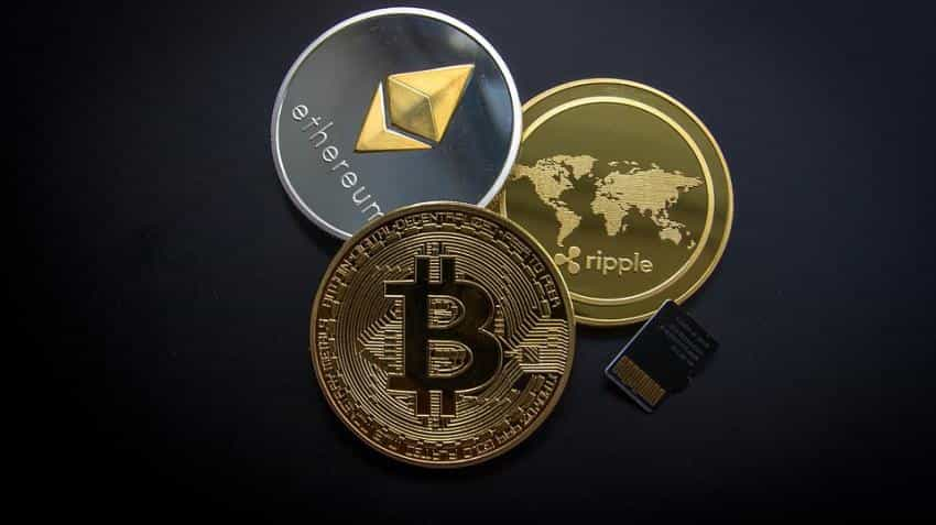 Ripple vs Bitcoin: New cryptocurrency skyrockets, but will it beat the veteran? 