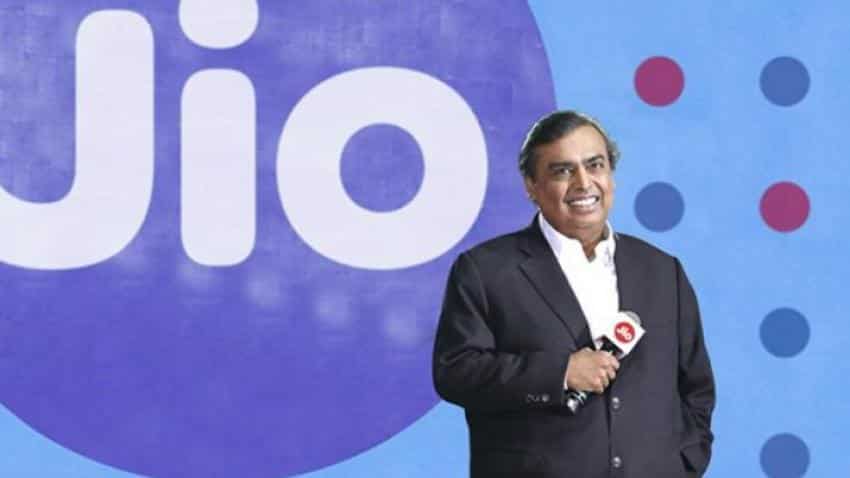 Reliance Jio vs Airtel, Vodafone, Idea: Against RJio, here is what other telcos must do Reliance Jio vs Airtel, Vodafone, Idea: Against RJio, here is what other telcos must do