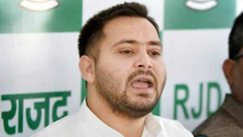 Outrage over Facebook: Now Tejashwi attacks Bihar CM Nitish Kumar on Cambridge Analytica issue on Twitter