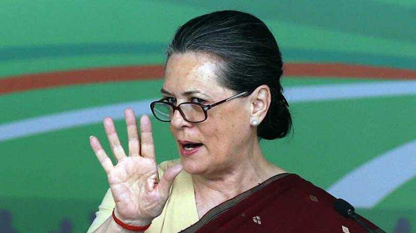 Sonia Gandhi falls ill, rushed back to Delhi from Shimla by daughter Priyanka Sonia Gandhi falls ill, rushed back to Delhi from Shimla by daughter Priyanka