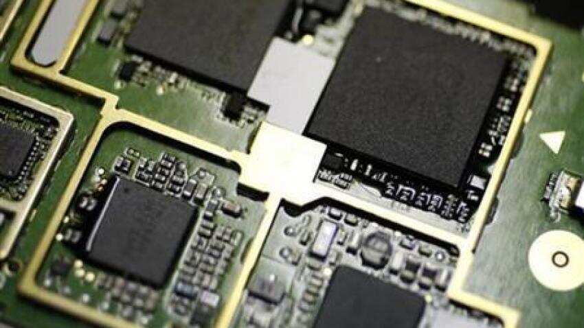 Govt may impose 10% import duty on mobile motherboards Govt may impose 10% import duty on mobile motherboards