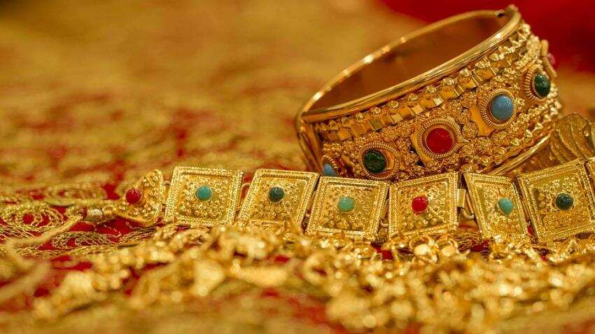 Gold price in India today; 24 karat &amp; 22 karat tumble despite global gold gain  