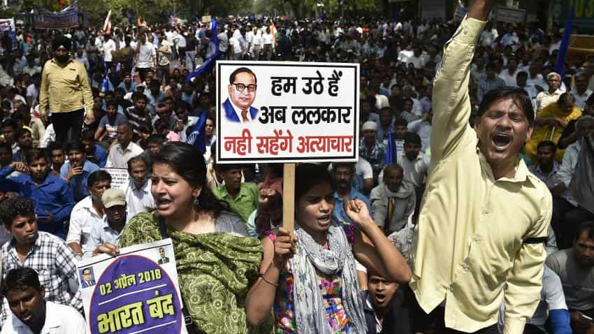 Bharat bandh: Dalit outfits strike turns violent, Madhya Pradesh, Rajasthan, Utar Pradesh hit severely Bharat bandh: Dalit outfits strike turns violent, Madhya Pradesh, Rajasthan, Utar Pradesh hit severely