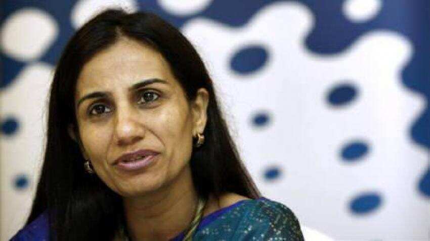ICICI Bank chief Chanda Kochhar&#039;s kin detained at Mumbai airport, being quizzed by CBI