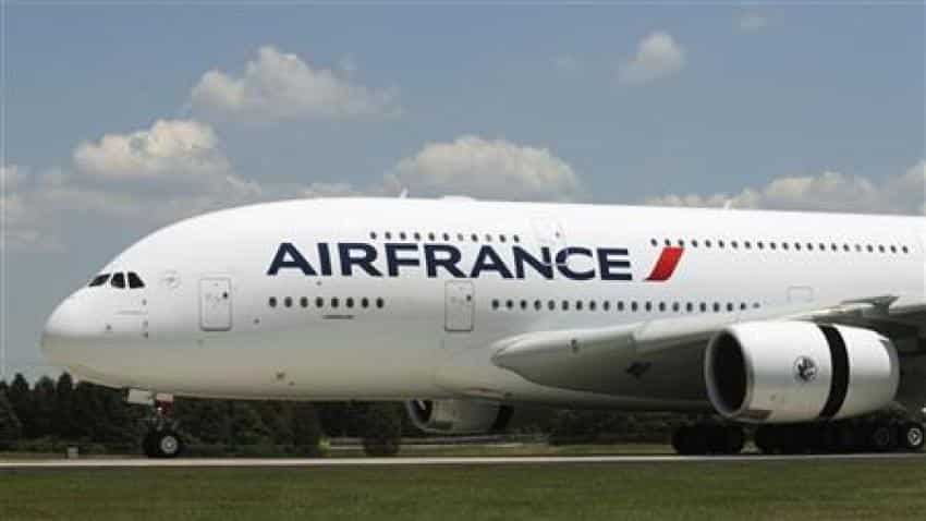 Air France cancels 30 per cent of flights due to strikes Air France cancels 30 per cent of flights due to strikes