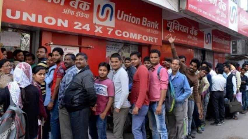 Now, Gujarat hit with shortage of cash; some banks cap withdrawals