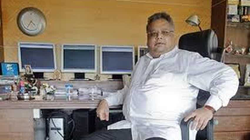 Rakesh Jhunjhunwala just can&#039;t let go off this crisis-ridden stock