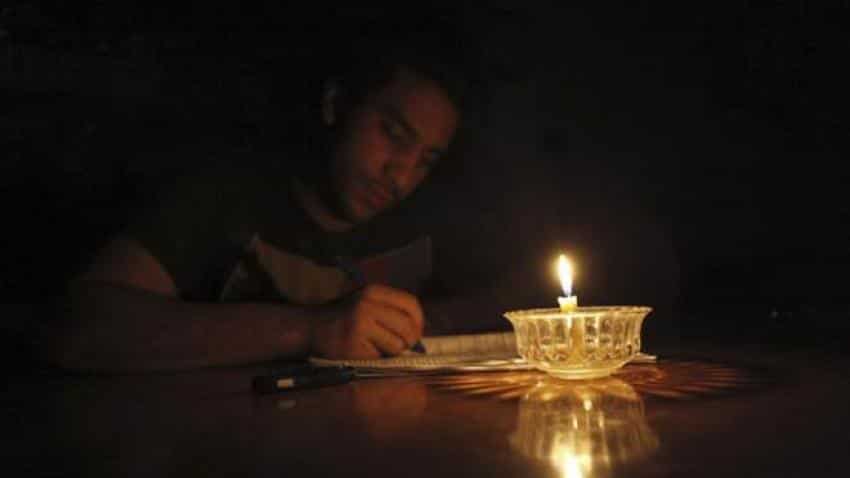 Delhiites may soon get money for unscheduled power cuts Delhiites may soon get money for unscheduled power cuts