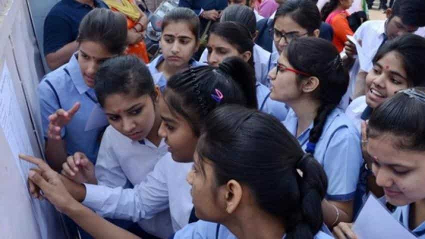 UP Board result 2018 date: Uttar Pradesh Board Exam Results to be declared on April 29 at upresults.nic.in; also check upmsp.edu UP Board result 2018 date: Uttar Pradesh Board Exam Results to be declared on April 29 at upresults.nic.in; also check upmsp.edu