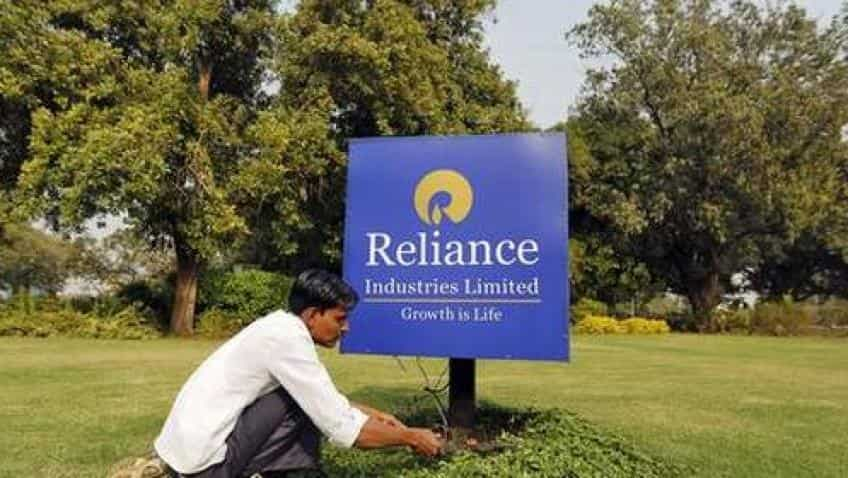 Reliance Industries share price at record high ahead of Q4 FY18 results; stock crosses Rs 1000 mark