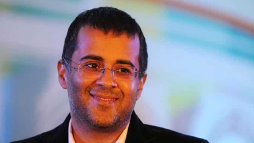 Chetan Bhagat signs 6-book deal with Amazon Publishing Chetan Bhagat signs 6-book deal with Amazon Publishing