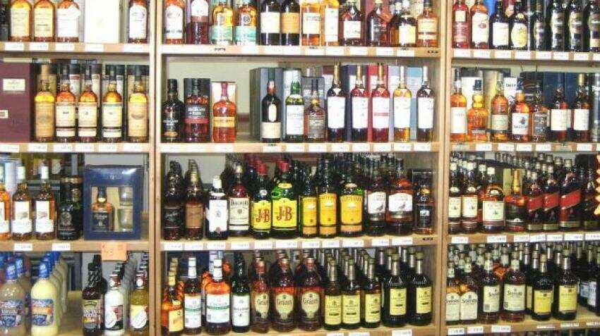 Tipplers rejoice! A finer, affordable version of country liquor coming in Maharashtra Tipplers rejoice! A finer, affordable version of country liquor coming in Maharashtra