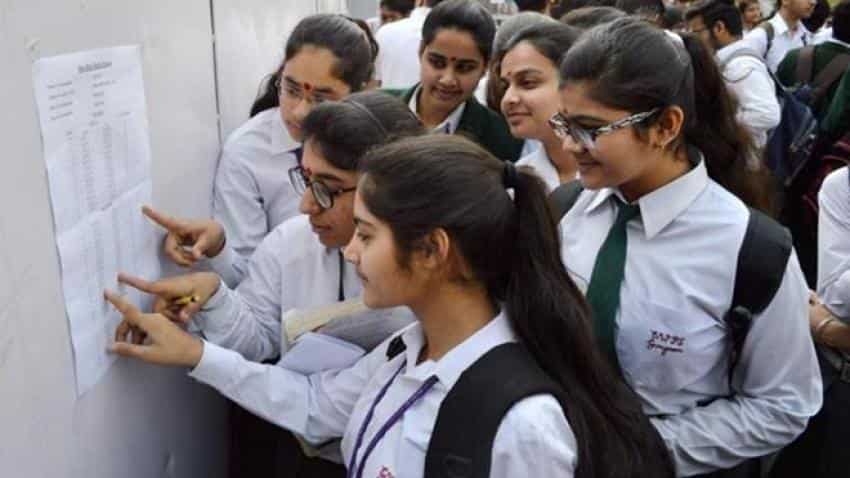 Kerala Board 10th Results 2018: Kerala SSLC Result 2018 (keralaresults.nic.in, keralapareekshabhavan.in) DHSE Kerala Class 10th SSLC Results 2018 to be declared soon Kerala Board 10th Results 2018: Kerala SSLC Result 2018 (keralaresults.nic.in, keralapareekshabhavan.in) DHSE Kerala Class 10th SSLC Results 2018 to be declared soon