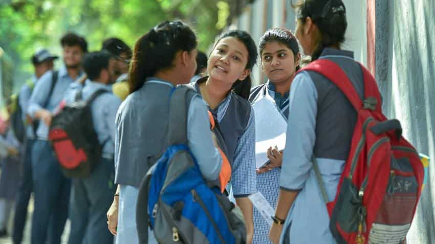 Karnataka SSLC 2018 result pass percentage; 2 toppers score 100 pct; result declared at kseeb.kar.nic.in