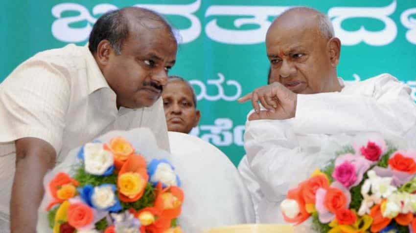 Kumaraswamy says "I'm going with Congress to remove black spot on my father's career" Kumaraswamy says "I'm going with Congress to remove black spot on my father's career"