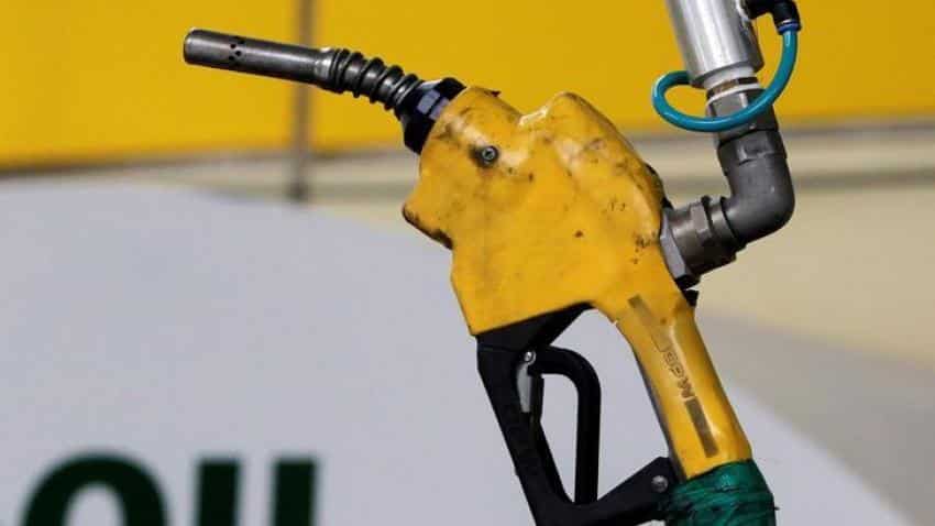 As oil hits $80 mark, Indian economy, rupee may feel backlash As oil hits $80 mark, Indian economy, rupee may feel backlash