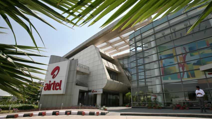 Rs 199 Reliance Jio offer impact: Bharti Airtel share price plunges, investors loss at Rs 21,800 cr Rs 199 Reliance Jio offer impact: Bharti Airtel share price plunges, investors loss at Rs 21,800 cr