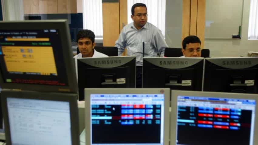FAST MONEY: Reliance Communications, Nestle India among top intraday trading tips