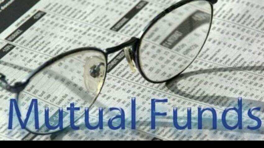 Additional Expenses: Amfi tells MFs to pass on benefits to investors Additional Expenses: Amfi tells MFs to pass on benefits to investors