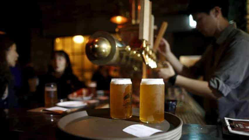 Some Delhi restro bars, clubs serving &#039;expired beer&#039;, including in Vasant Vihar,  Connaught Place