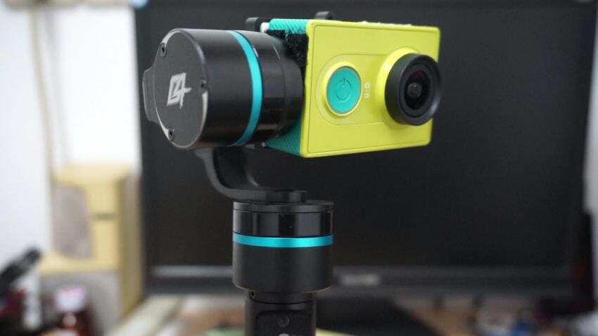Xiaomi unveils 3-Axis Gimbal for smartphones at an affordable price Xiaomi unveils 3-Axis Gimbal for smartphones at an affordable price