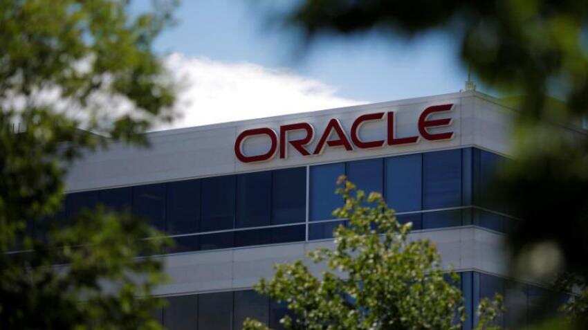 Oracle losing out Cloud market to Microsoft, Amazon