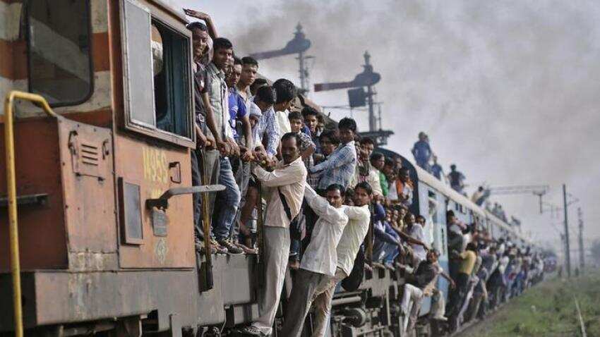 Indian Railway finds fault with closed-doors system plan in Mumbai locals Indian Railway finds fault with closed-doors system plan in Mumbai locals