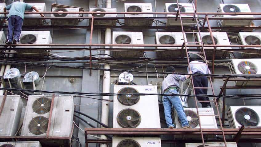Govt to check power consumption in AC, may go for default setting at 24 degree celsius Govt to check power consumption in AC, may go for default setting at 24 degree celsius