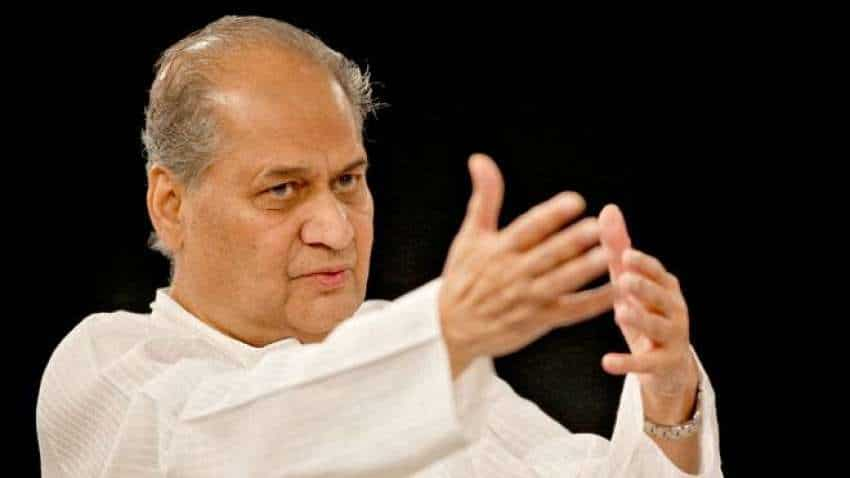 Big setback for Rahul Bajaj as &#039;Commuters&#039; ditch Bajaj Auto bikes 