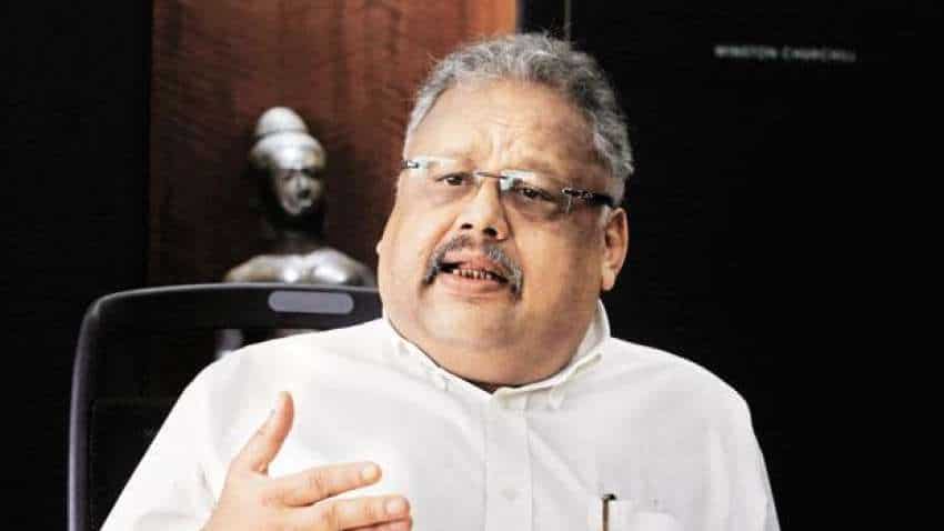 Rakesh Jhunjhunwala offloads stake in his favourite stock; is it a warning, should you sell too? Rakesh Jhunjhunwala offloads stake in his favourite stock; is it a warning, should you sell too?