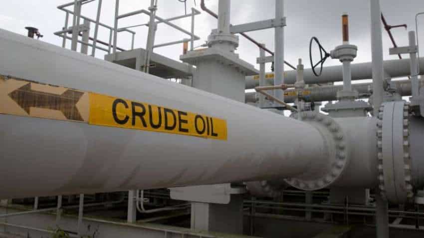 Oil price falls amid rising Saudi output, Asian economic slowdown Oil price falls amid rising Saudi output, Asian economic slowdown