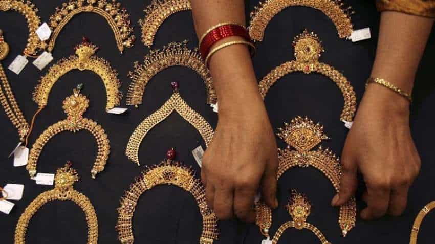 Kalyan Jewellers to invest Rs 1,000cr to open 20 stores in FY19 Kalyan Jewellers to invest Rs 1,000cr to open 20 stores in FY19