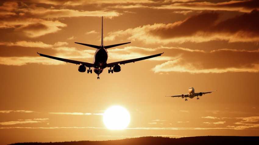 3 top offers; here is what Jet Airways, IndiGo, AirAsia are offering; starting price is Rs 999 3 top offers; here is what Jet Airways, IndiGo, AirAsia are offering; starting price is Rs 999