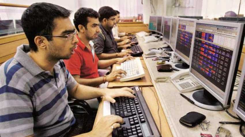 South Indian Bank share price plunges a whopping 18% on massive fall in net profit South Indian Bank share price plunges a whopping 18% on massive fall in net profit