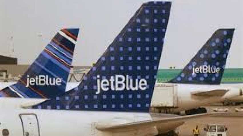 Girl sends SOS to this airline, what happened next will awe you Girl sends SOS to this airline, what happened next will awe you
