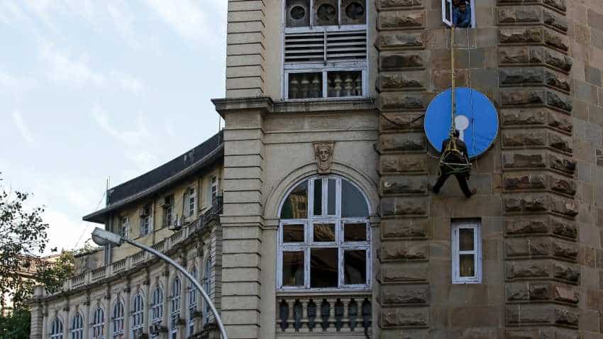 SBI fixed deposit interest rates hiked; highest available 7.20% SBI fixed deposit interest rates hiked; highest available 7.20%