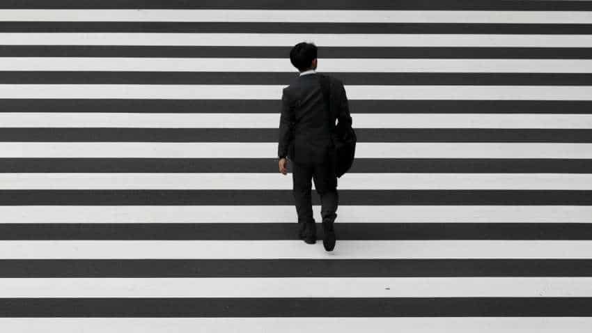 How to make money: Earning high salary, but still worried? 6 power points to banish all fears How to make money: Earning high salary, but still worried? 6 power points to banish all fears