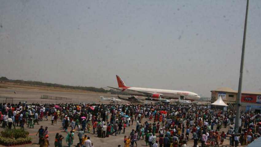GMR awards contract for Hyderabad airport expansion to Larsen and Toubro, Megawide GMR awards contract for Hyderabad airport expansion to Larsen and Toubro, Megawide