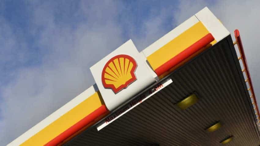 Shell global refining boss Lori Ryerkerk to step down, says an inmternal memo