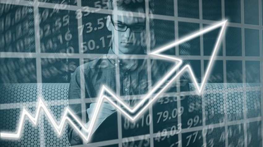 Nifty likely to correct; Mindtree, Apollo Hospitals, NIIT Tech, Tata Elxsi eyed for action Nifty likely to correct; Mindtree, Apollo Hospitals, NIIT Tech, Tata Elxsi eyed for action