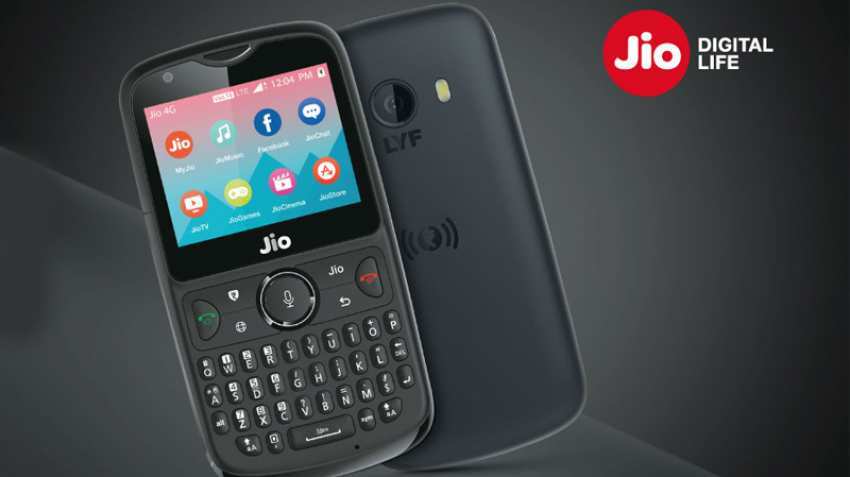 WhatsApp download: JioPhone and JioPhone 2 set to get the app soon WhatsApp download: JioPhone and JioPhone 2 set to get the app soon