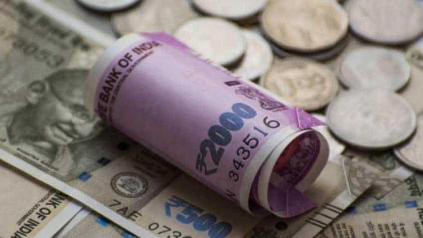 Rupee vs dollar: Indian currency hits new all-time low of 70.32, plunges 43 paise