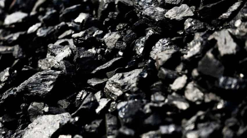 India bans petcoke import for use as fuel