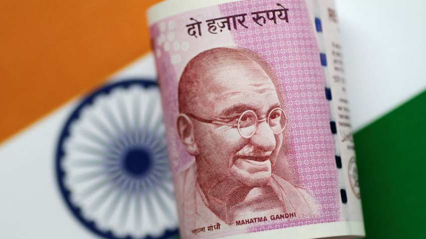 Surprise! Rupee strengthens again today, rises to 71.68 against US dollar in opening trade Surprise! Rupee strengthens again today, rises to 71.68 against US dollar in opening trade